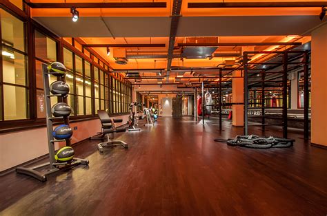 Luxury gyms. Things To Know About Luxury gyms. 